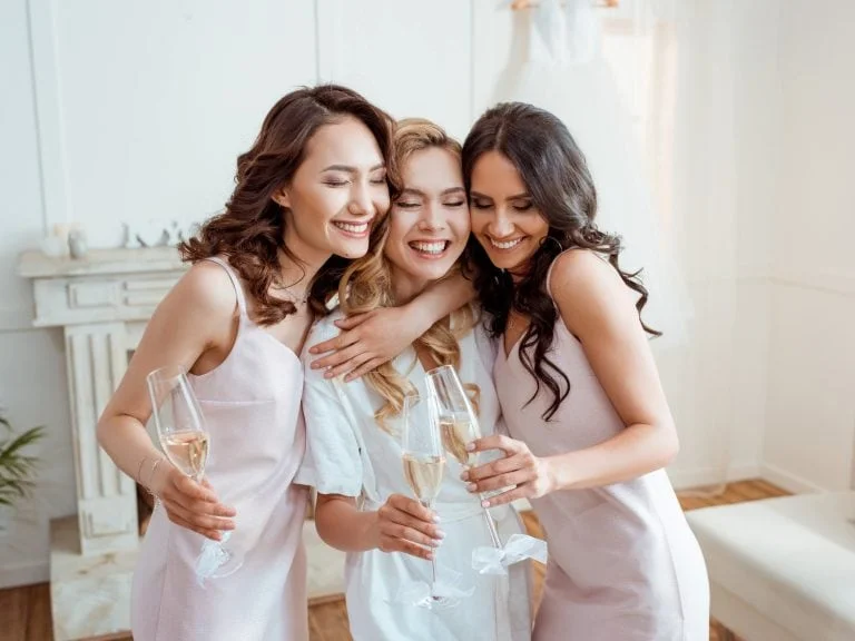 Maid of Honor vs Matron of Honor: Who Does What?