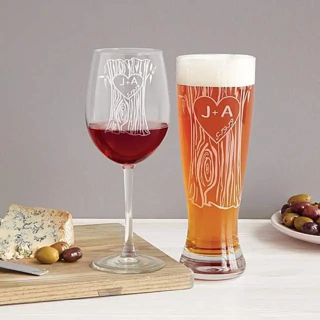 custom etched sweetheart wine and drink glasses