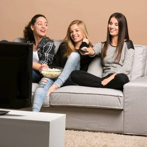 Movie night for easy bachelorette party