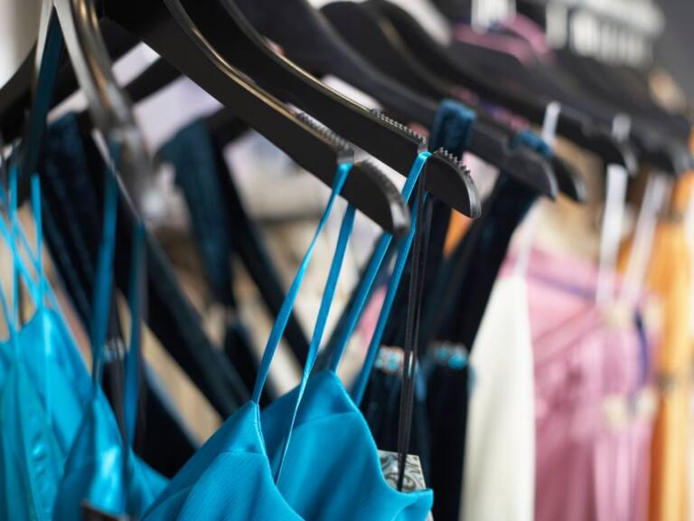 Where to donate bridesmaid dresses after the wedding