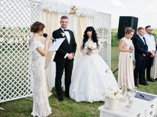 honorary bridesmaid giving reading