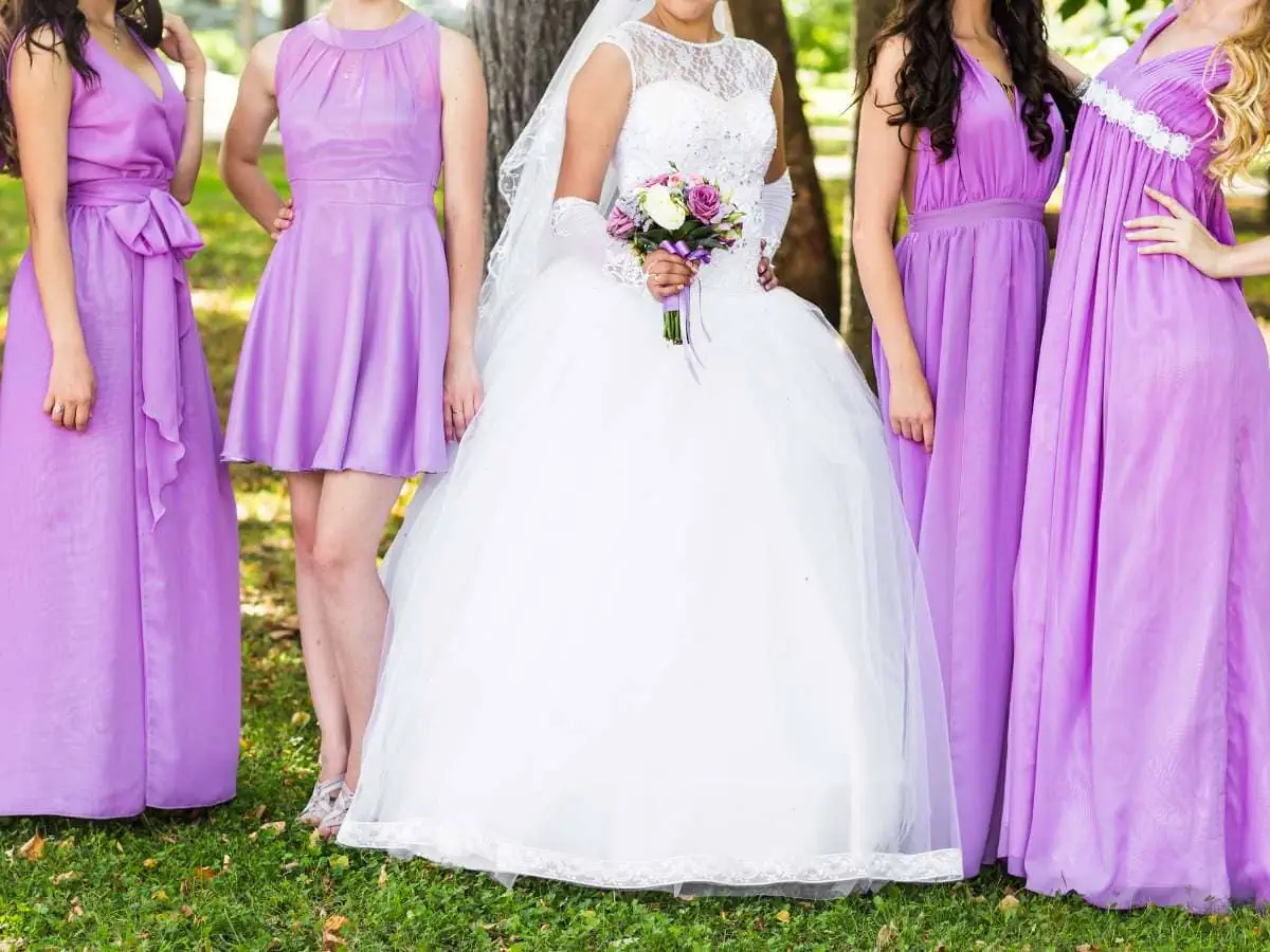 Does the Maid of Honor Wear a Different Dress? Modern MOH
