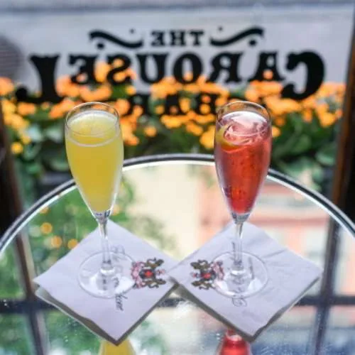 Cocktails-for-Two-Carousel-Bar-Hotel-Monteleone