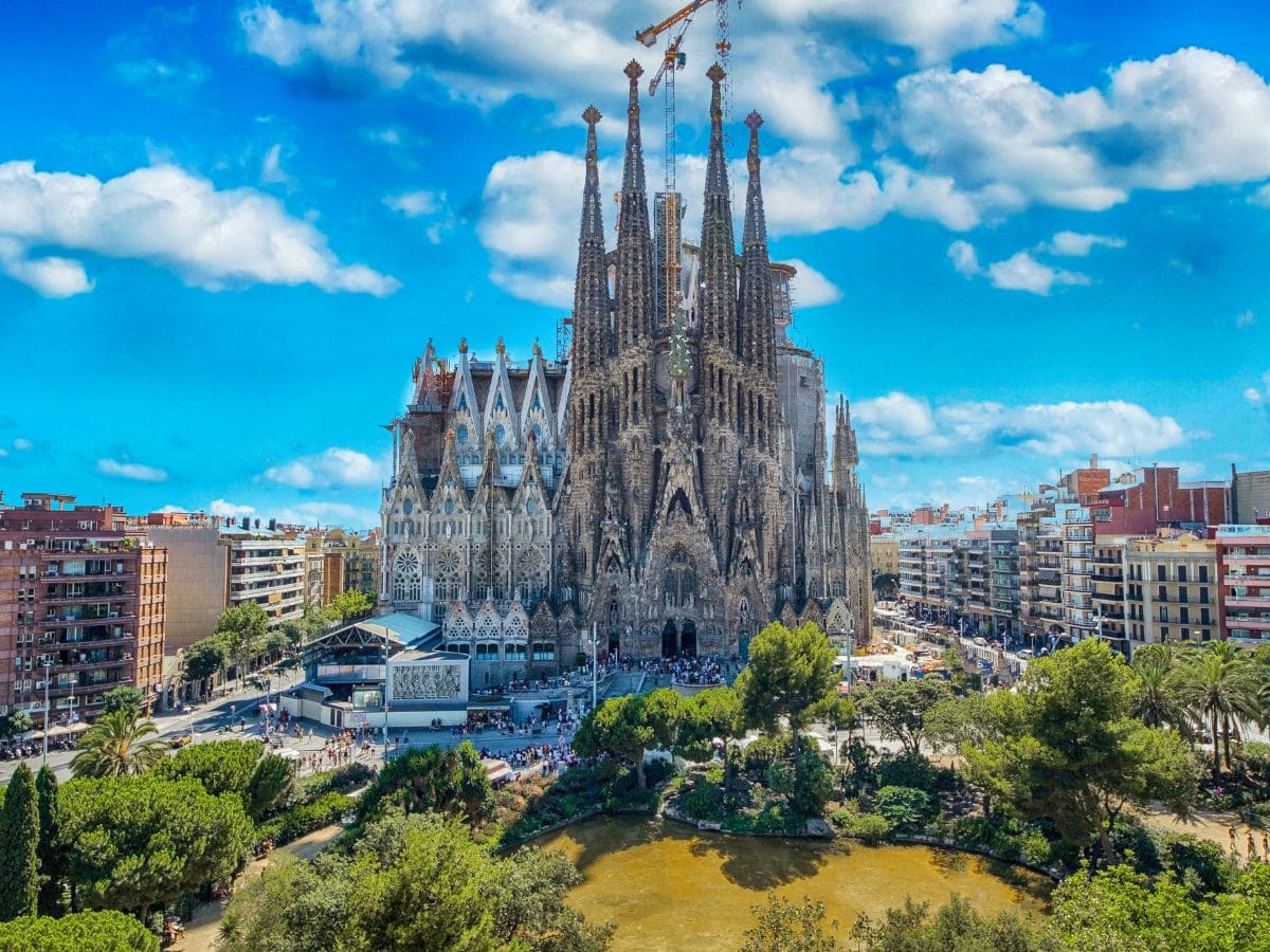 Bachelorette Party Destinations in Europe for a Lavish Celebration