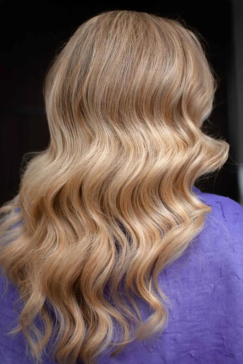 Hollywood Waves
