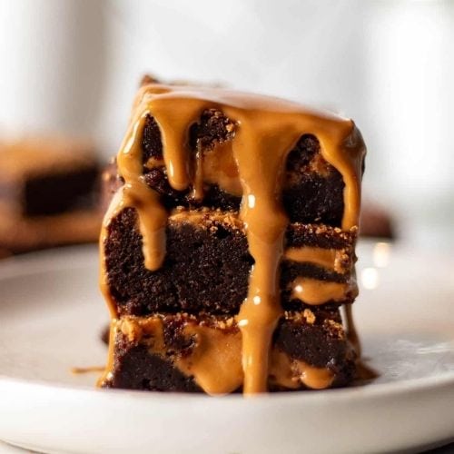 cheap-bridal-shower-game-prizes Biscoff Brownies_fall bridal shower desserts