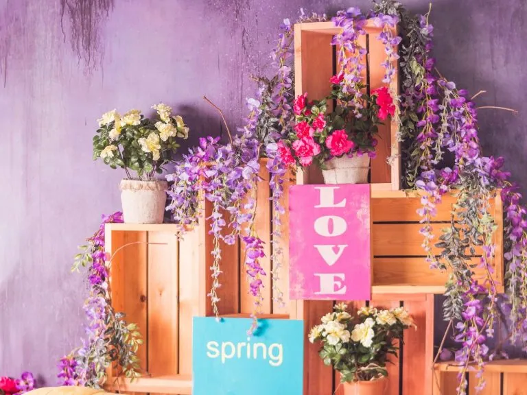 Spring Bridal Shower Decorations featured image