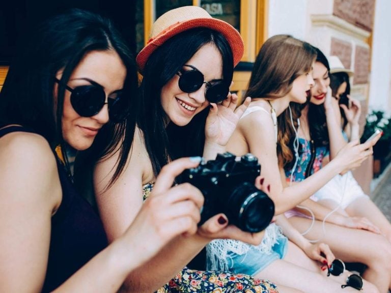 Bachelorette Party Photo Checklist featured image